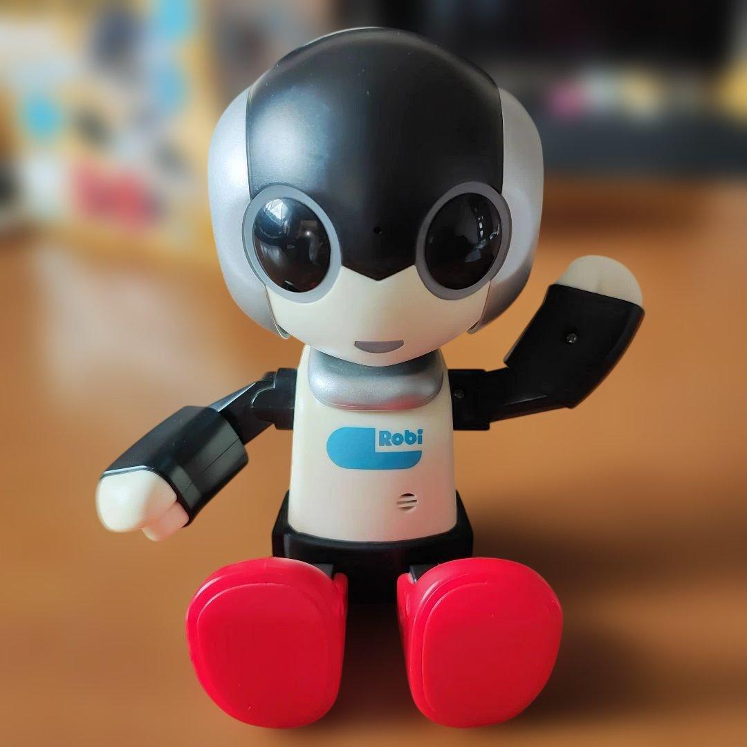 マイルー厶ロビTAKARATOMI　おしゃべりパターン２０００種類以上かわいい