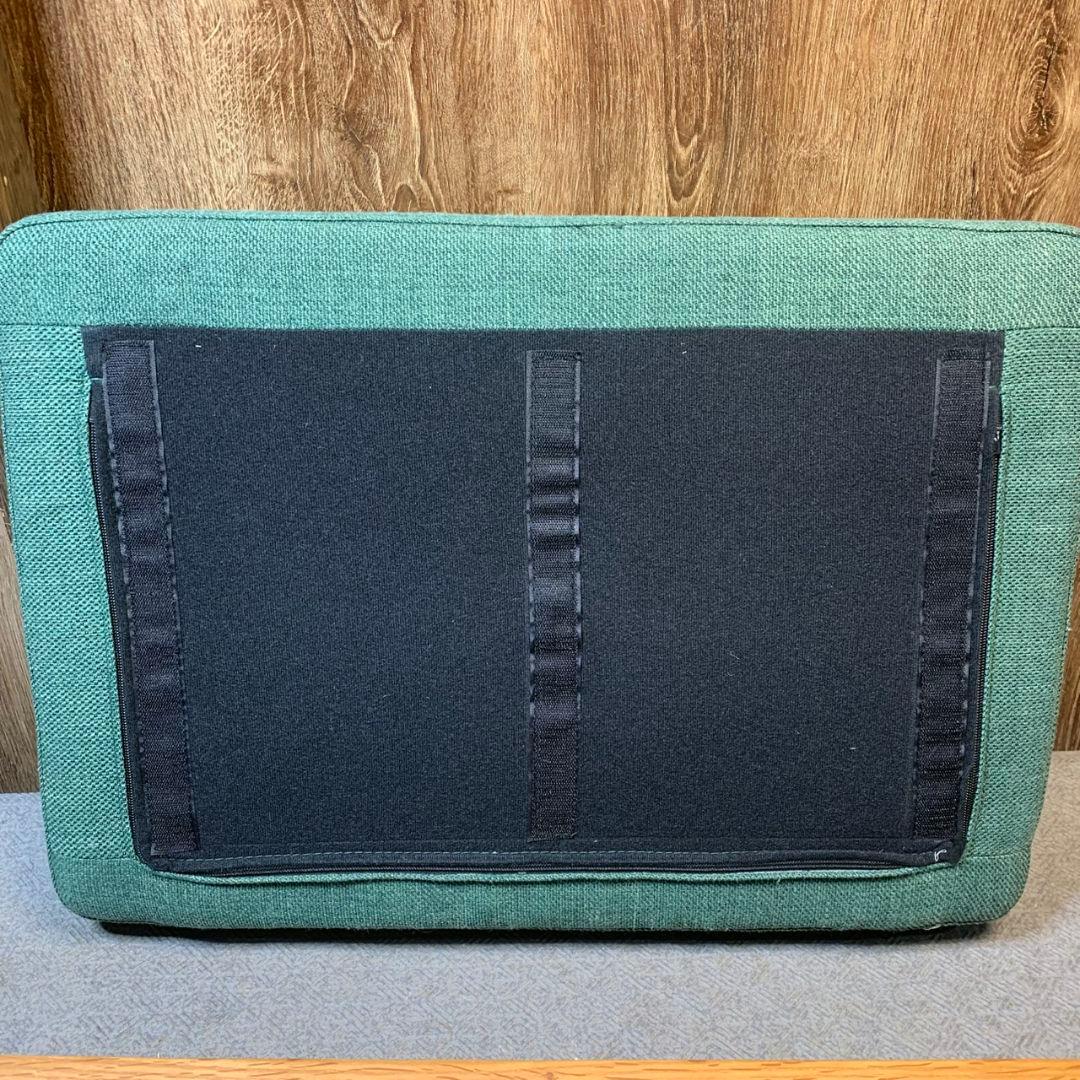 J939 unico ウニコ KIRP オットマン グリーン