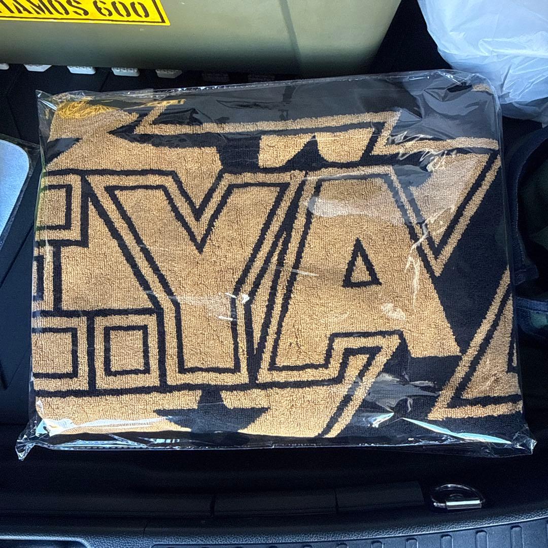 矢沢永吉 タオル 黒金デザイン