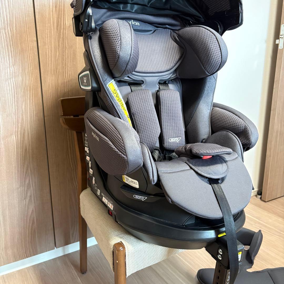 Apricaチャイルドシート フラディアグロウ　セーフティープラスプレミアムAB
