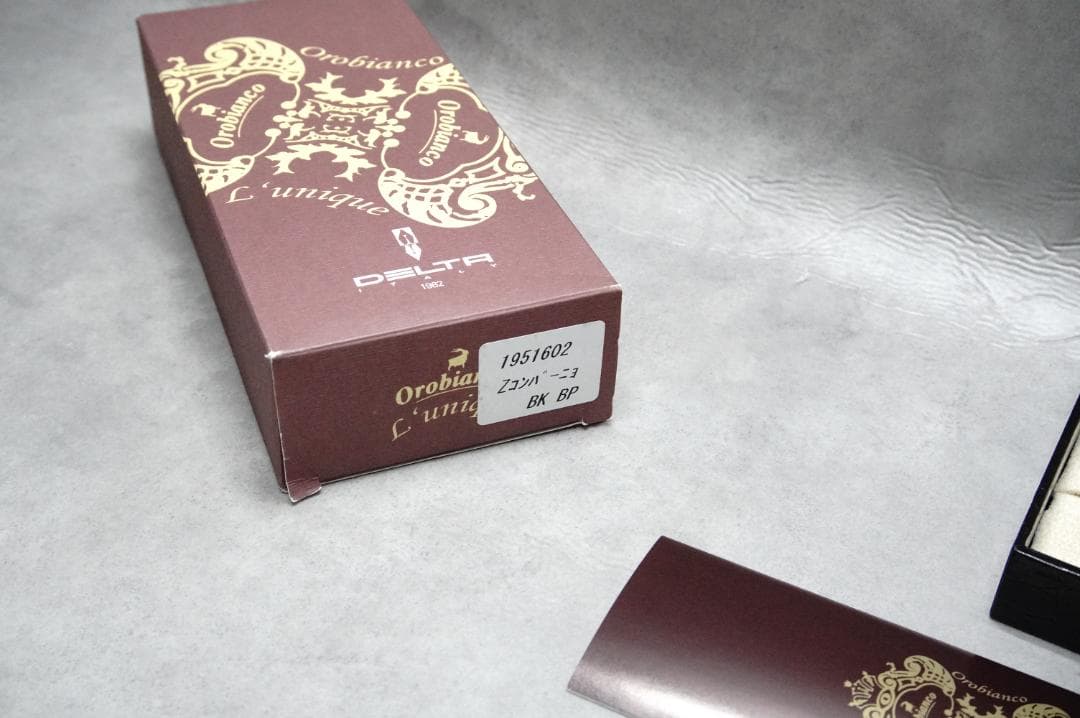 新品 DELTA Orobianco オロビアンコ ボールペン　インク切れなし