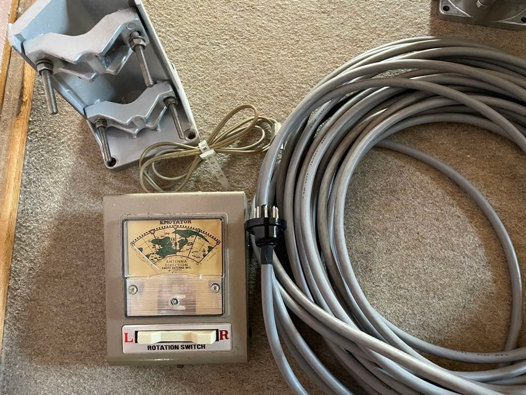 良品整備済 ローテーター エモテータ 102LB マストクランプ等セット一式