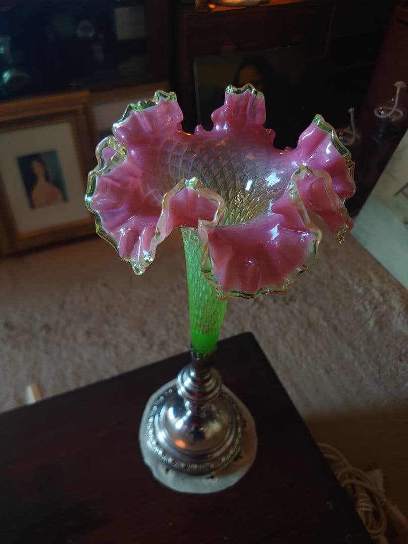 フランス1890s'ヴィクトリアン「イパーン 」クランベリー ヴァセリンSP花器