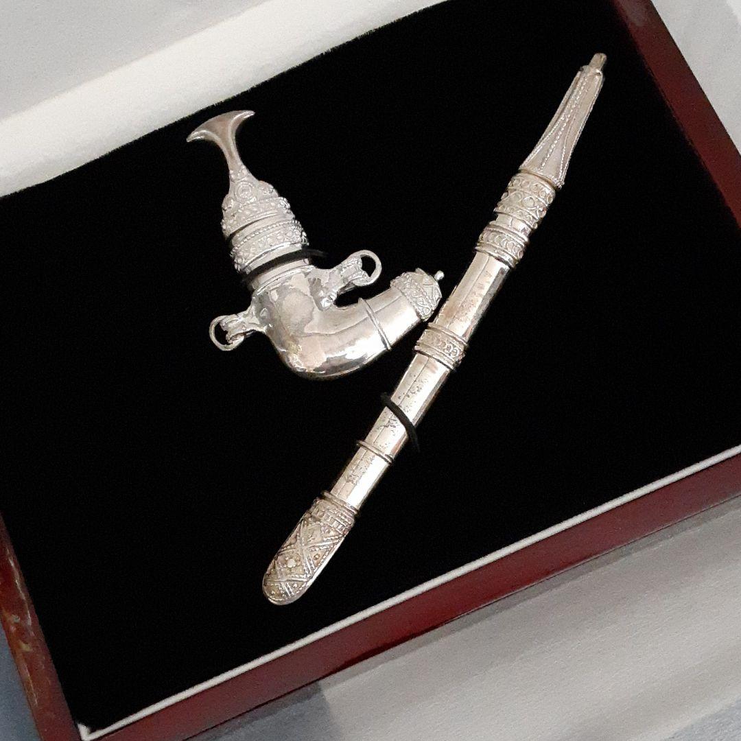 古いオマーン現地製サルタン刀剣/ミニチュア925銀製武具/木箱入中近東民芸細工