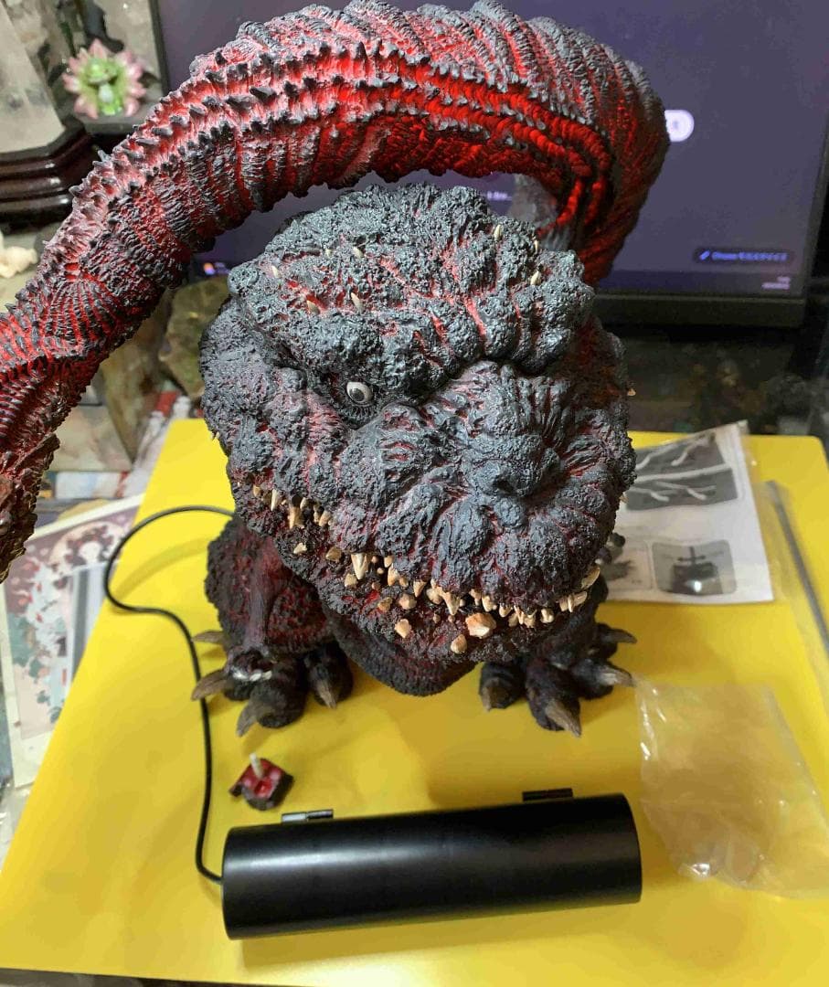 ギガンティク×デフォリアル　ゴジラ(2016)第4形態　限定版　（開封品）