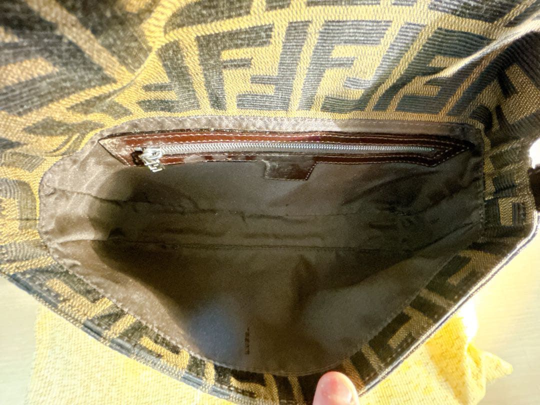 Fendi FFロゴ ハンドバッグ ブラウン