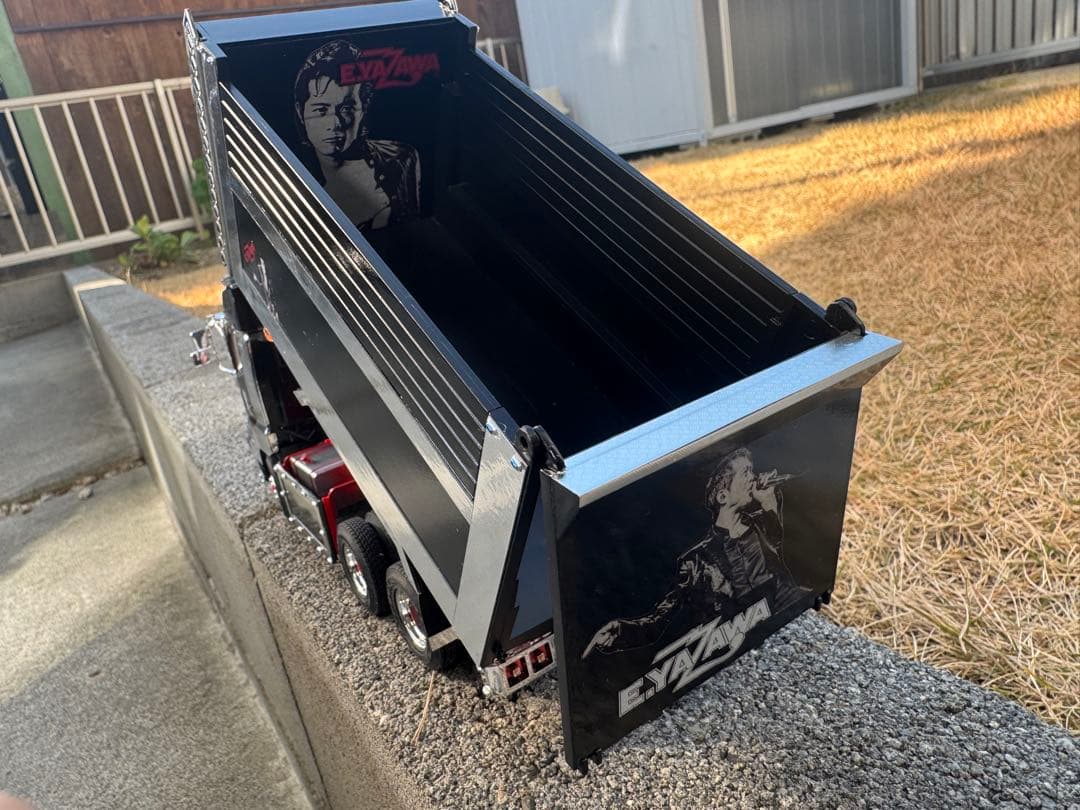 値下げ　アオシマ 1/32 深箱ダンプ改17プロフィア　YAZAWA仕様完成品