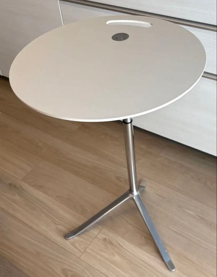 フリッツハンセン　リトルフレンド　サイドテーブル　ホワイト　昇降式　即購入可