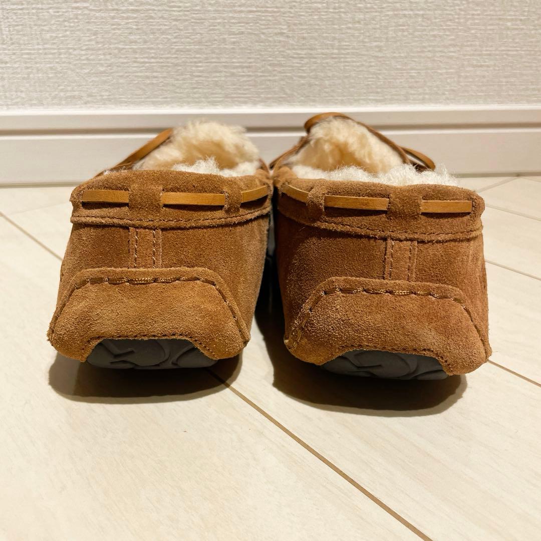 【新品 試着のみ】UGG アグ モカシン スリッポン27.0