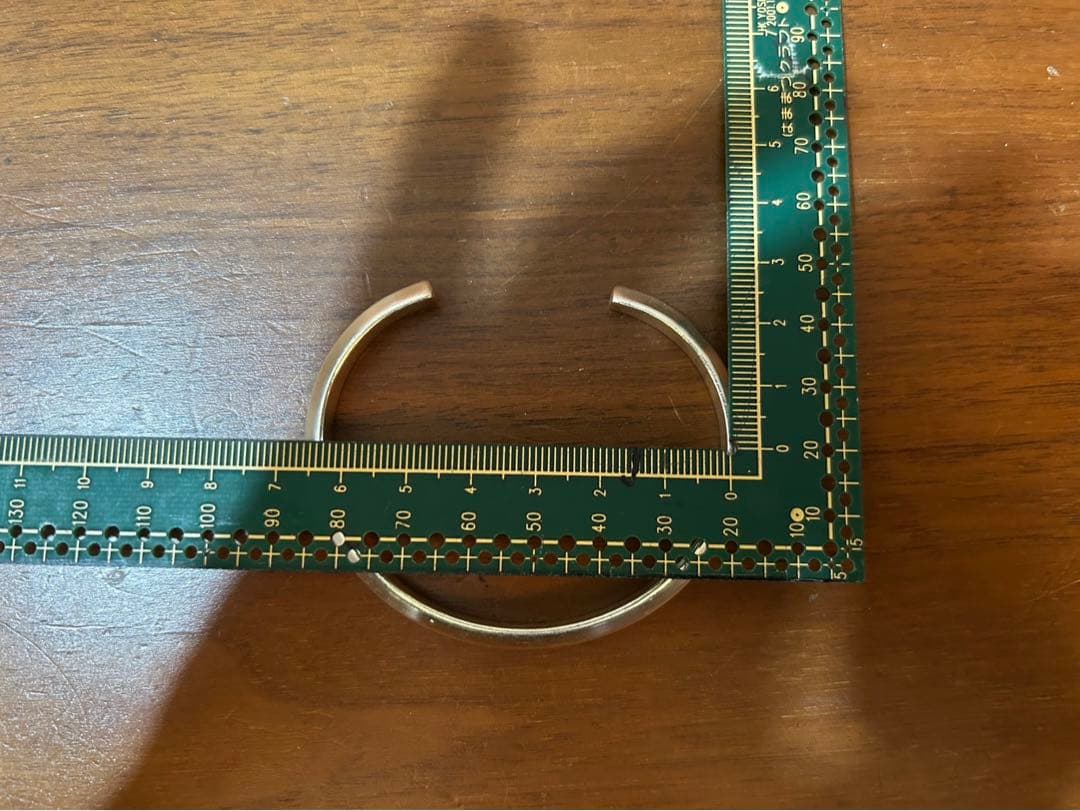 カレンシルバーバングル 角 Karen Silver Bangle