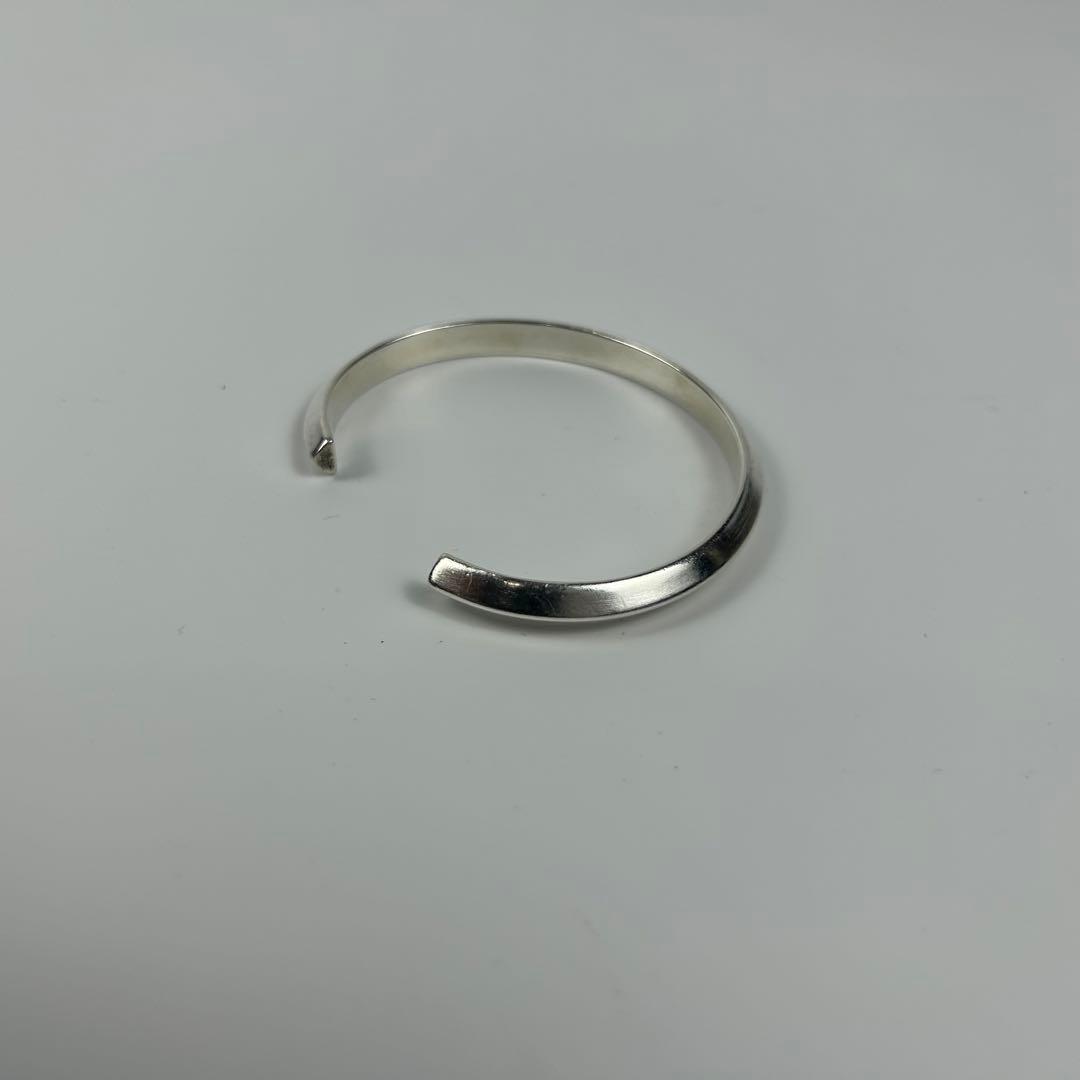 カレンシルバーバングル 角 Karen Silver Bangle