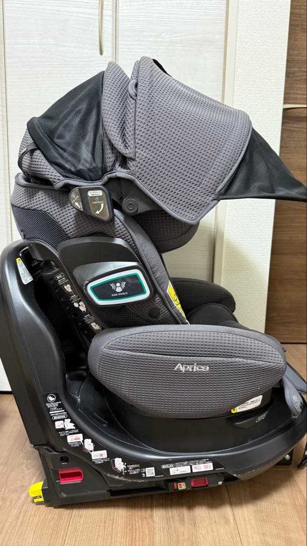 Aprica フラディアグロウ　isofix セーフティプラス　プレミアム