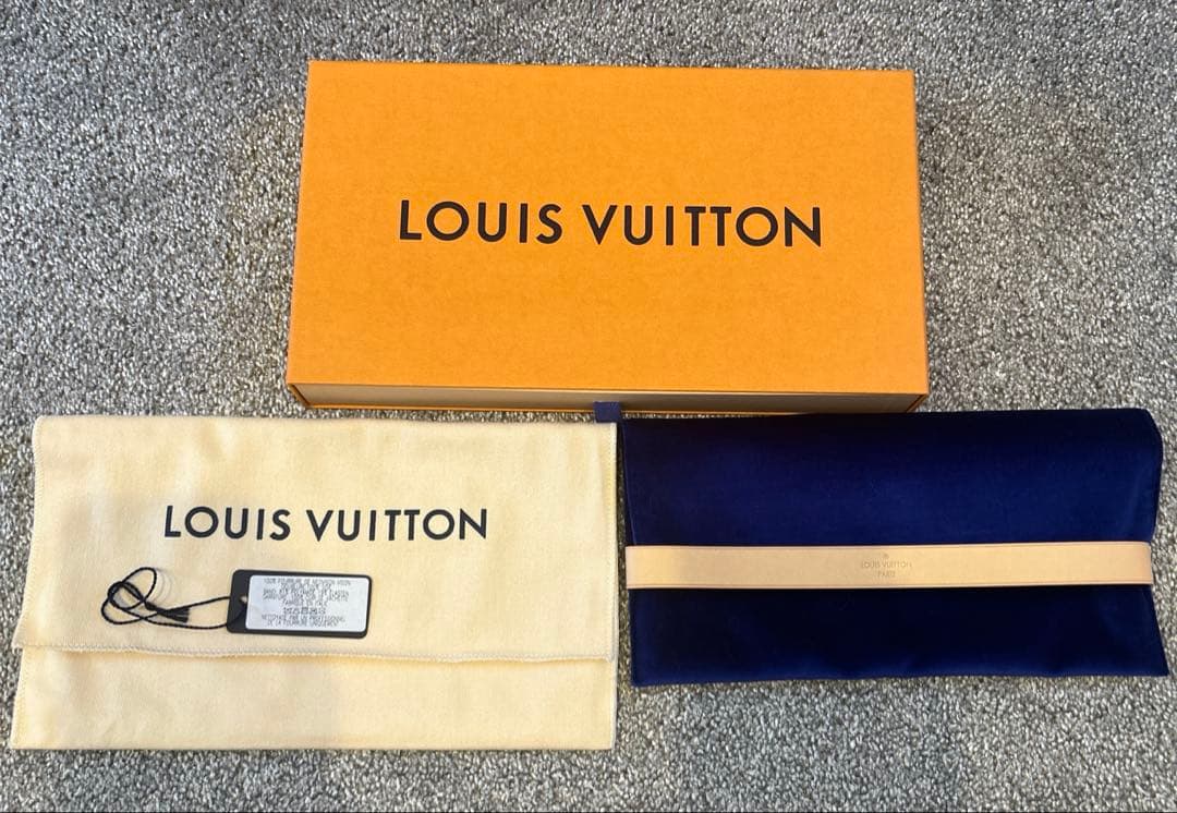 Louis Vuitton ルイヴィトン アイマスク ファー pink ピンク