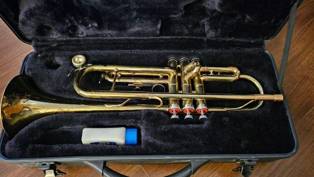 トランペット　J.Michael 　ハードケース付