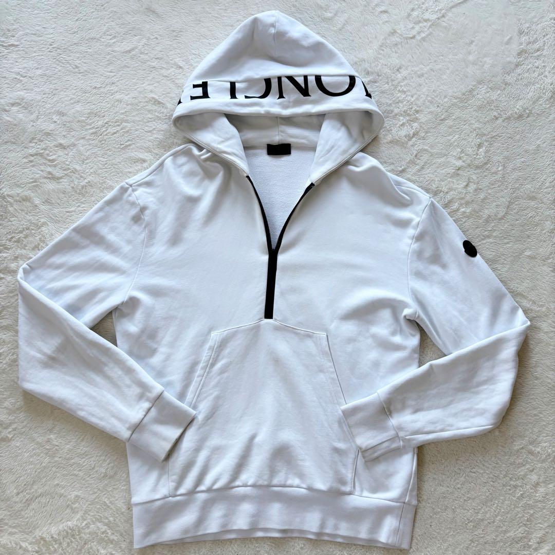 人気！　モンクレール ハーフジップパーカー　　フーデイー　マグリア　M 白