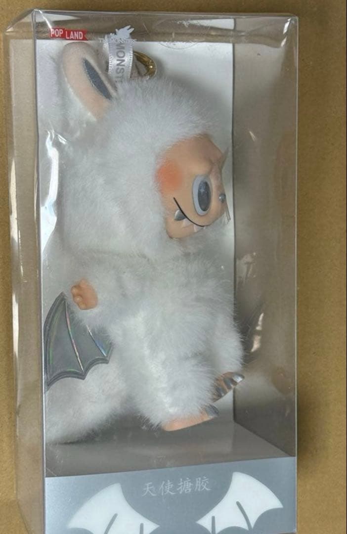 【海外限定】ZIMOMO LABUBUふわふわ ホワイトエンジェル ジモモラブブ