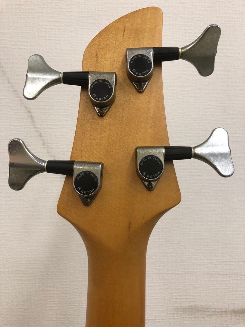 FERNANDES エレキベース レッド/ブラック