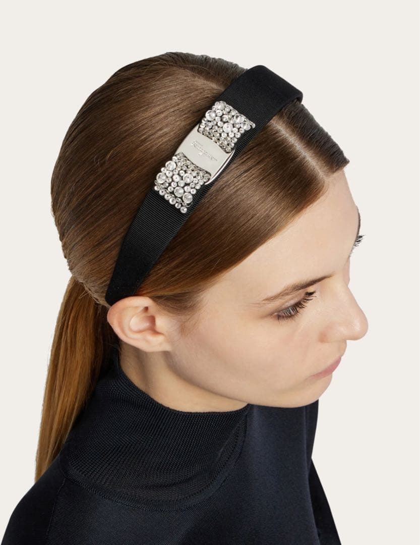 Salvatore Ferragamo カチューシャ　黒