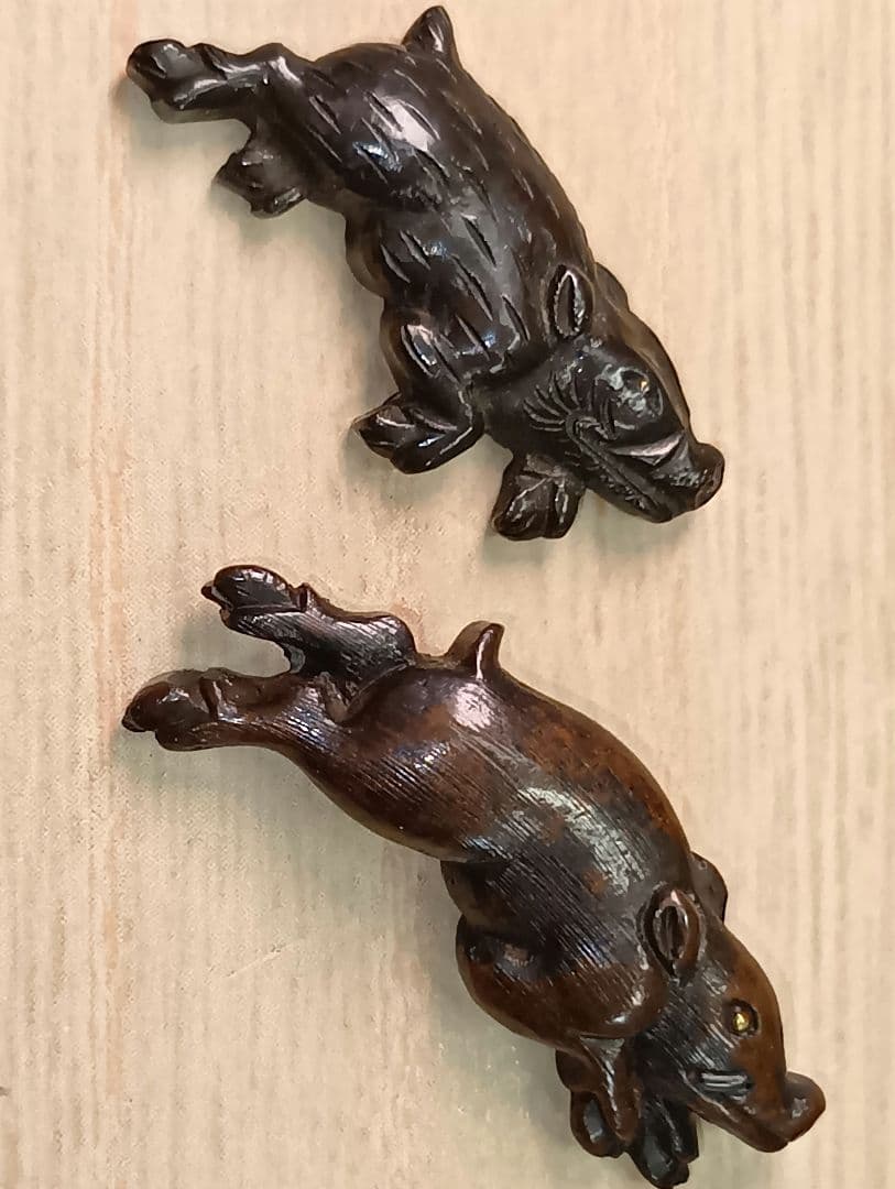 煙草入れ／猪目貫／前金具