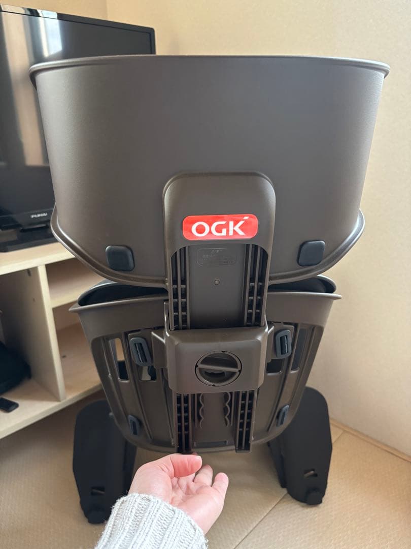 ヘッドレスト付リヤキッズシート　ポポラモア　OGK ブラウン チャイルドシート