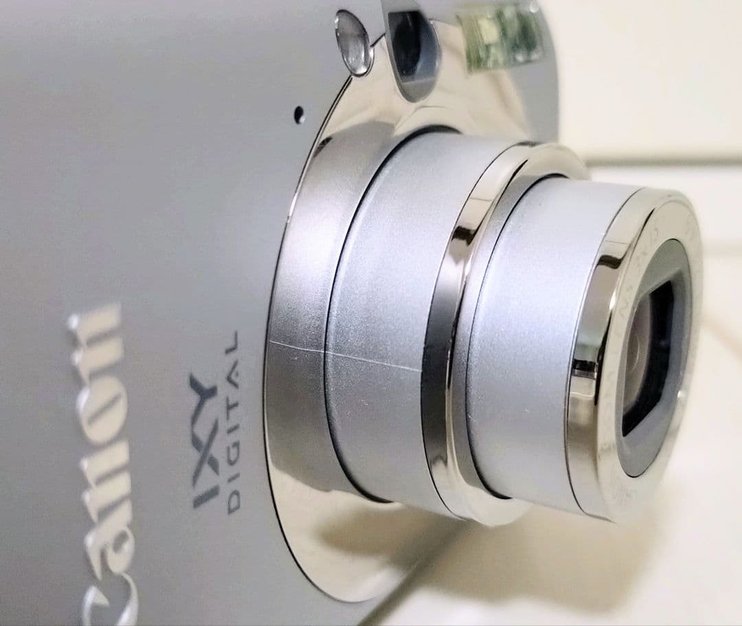 Canon IXY DIGITAL 110 IS　シルバー