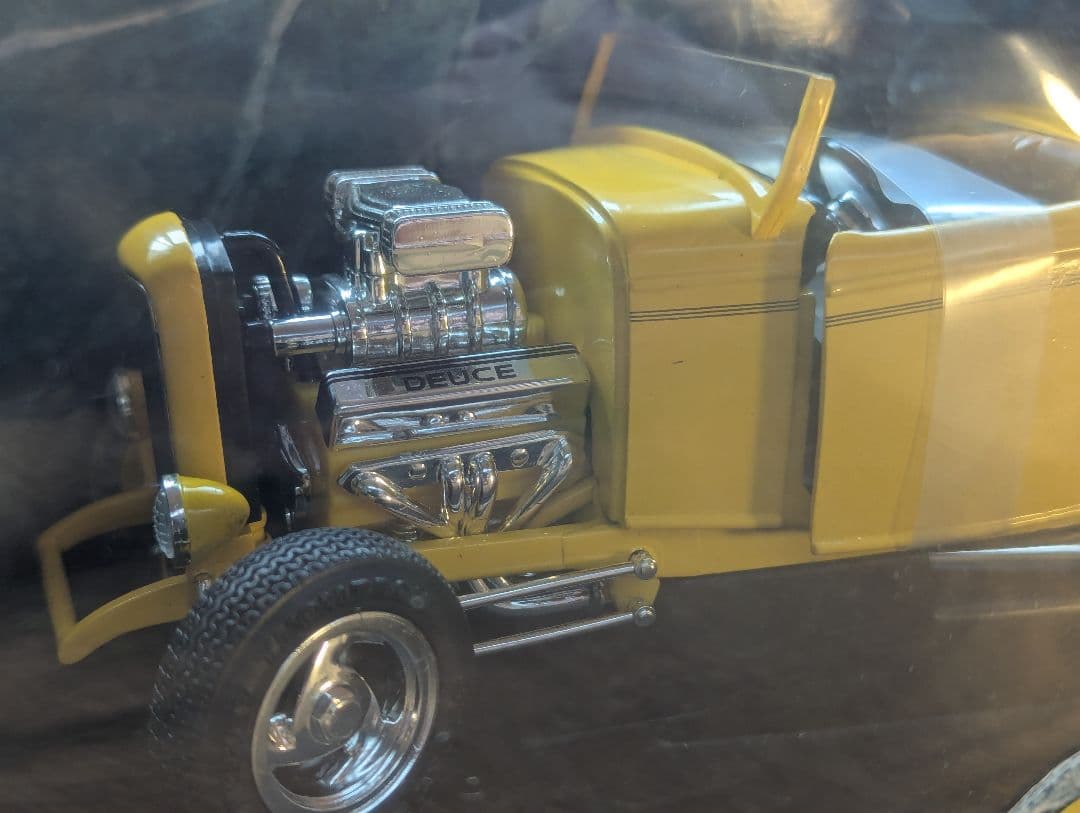 ミニカー [ERTL Collectibles] '32 Ford Street Rod