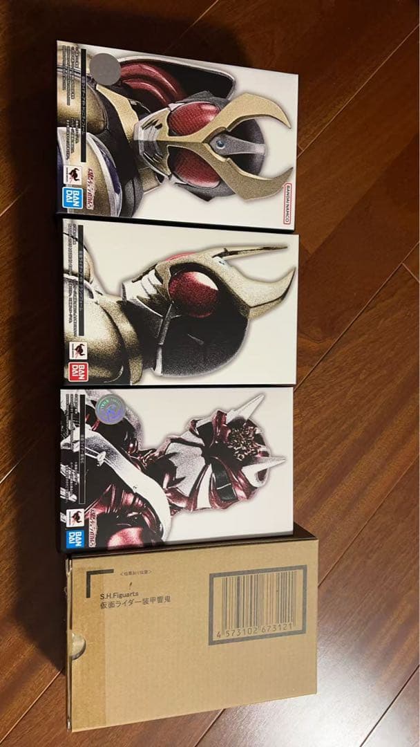 仮面ライダー響　アギト　shf セット