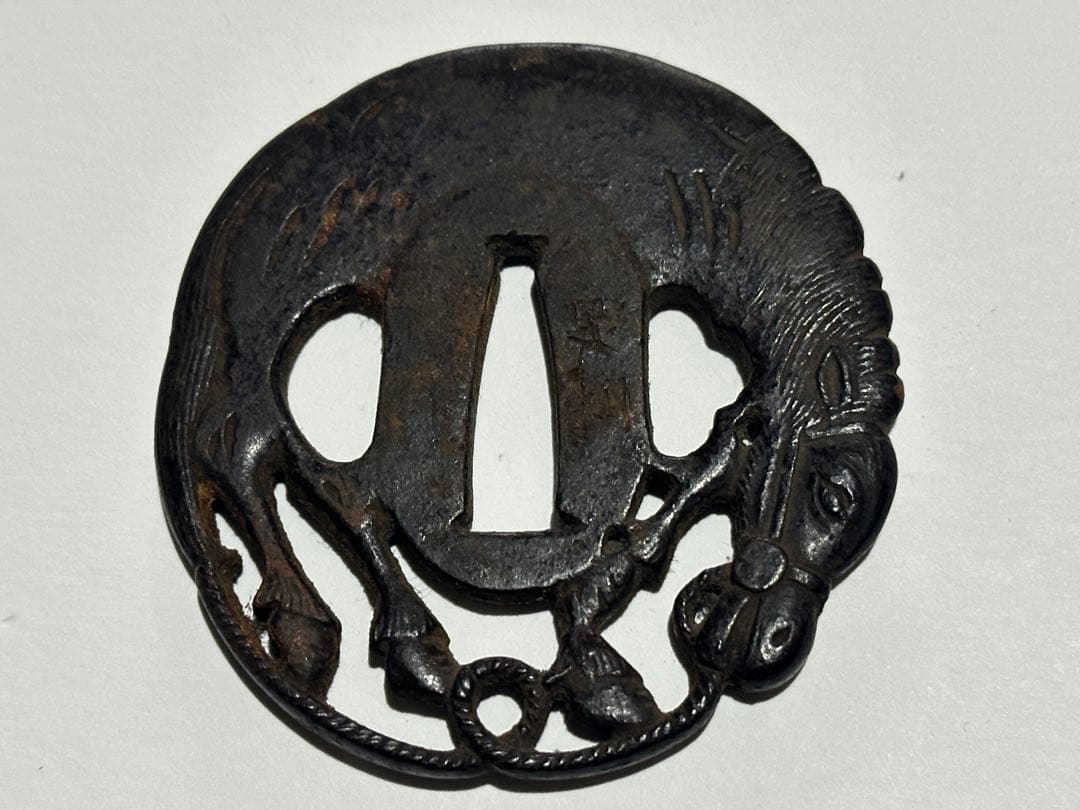 時代刀装具 鉄鐔 鉄鍔 馬図透かし彫 透かし鍔 刀剣 武具 拵え