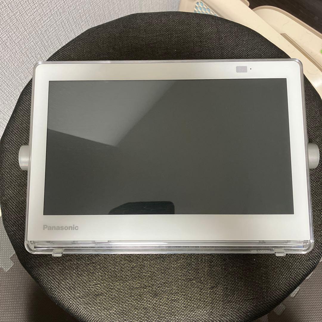 Panasonic UN-10N9-Wポータブルテレビ