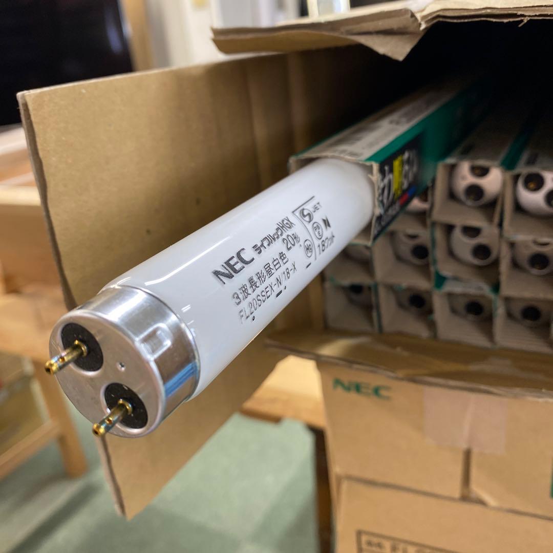 蛍光灯　20W型　42本　グロースタート形NEC FL20SSEX-N/18-X