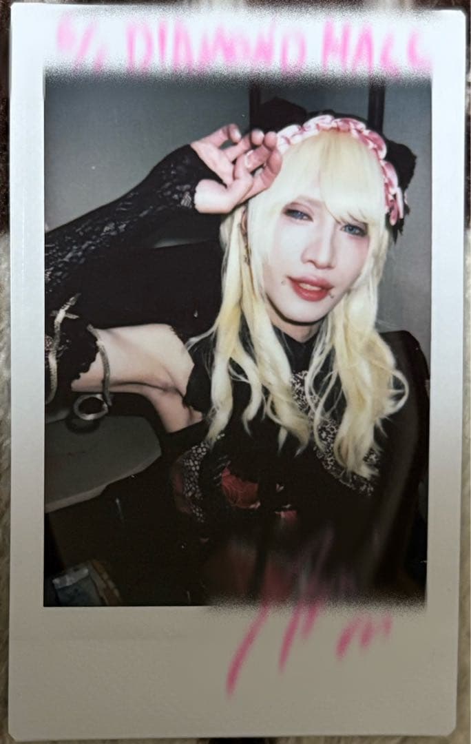 水田魔梨 6/6 サイン入りチェキ