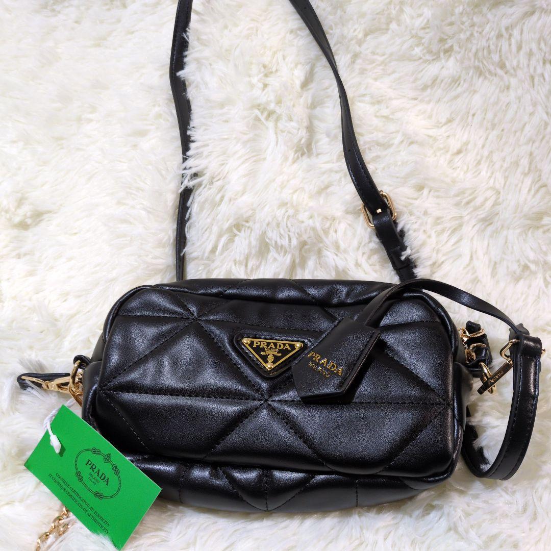 PRADA ブラック キルティング ショルダーバッグミニ