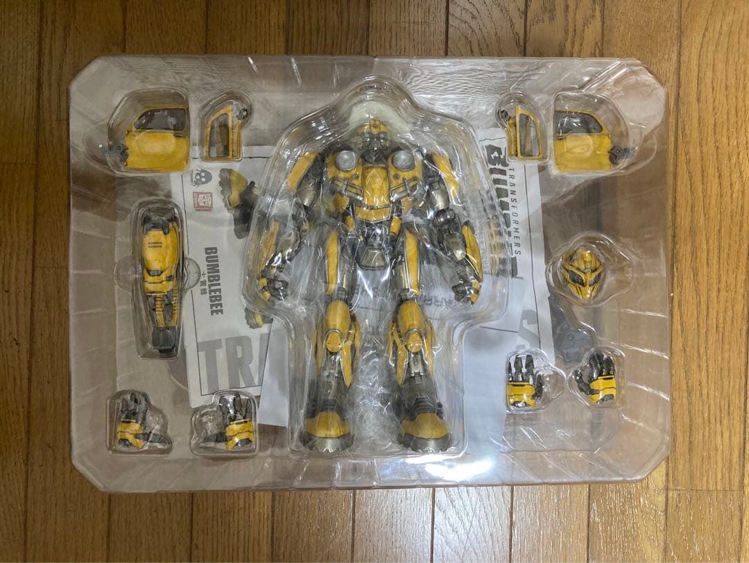 three zero（3A）DLXオプティマス、バンブルビー