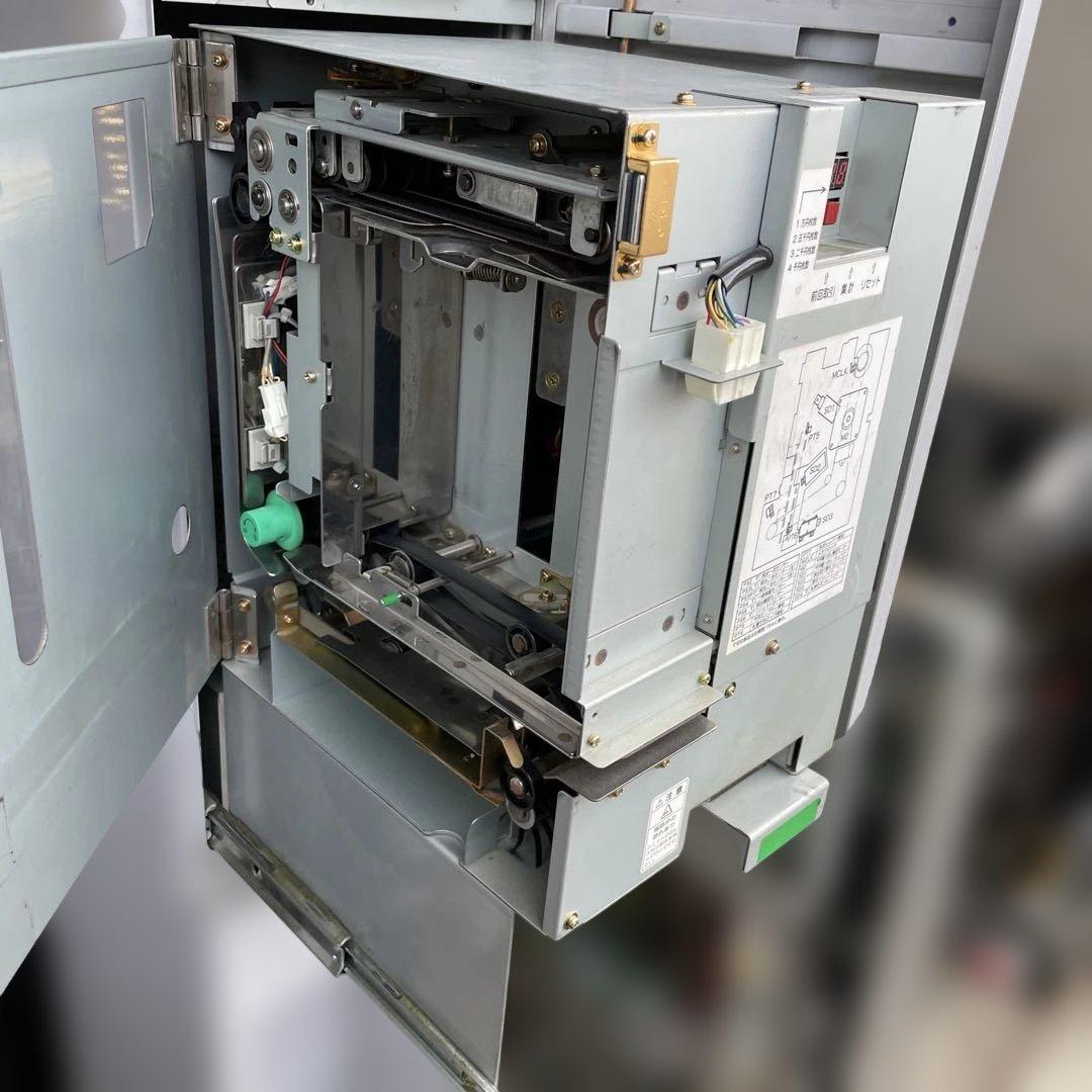 フィールド・サービス　グローリー　ERD-20Q 両替機　架台つき　二台