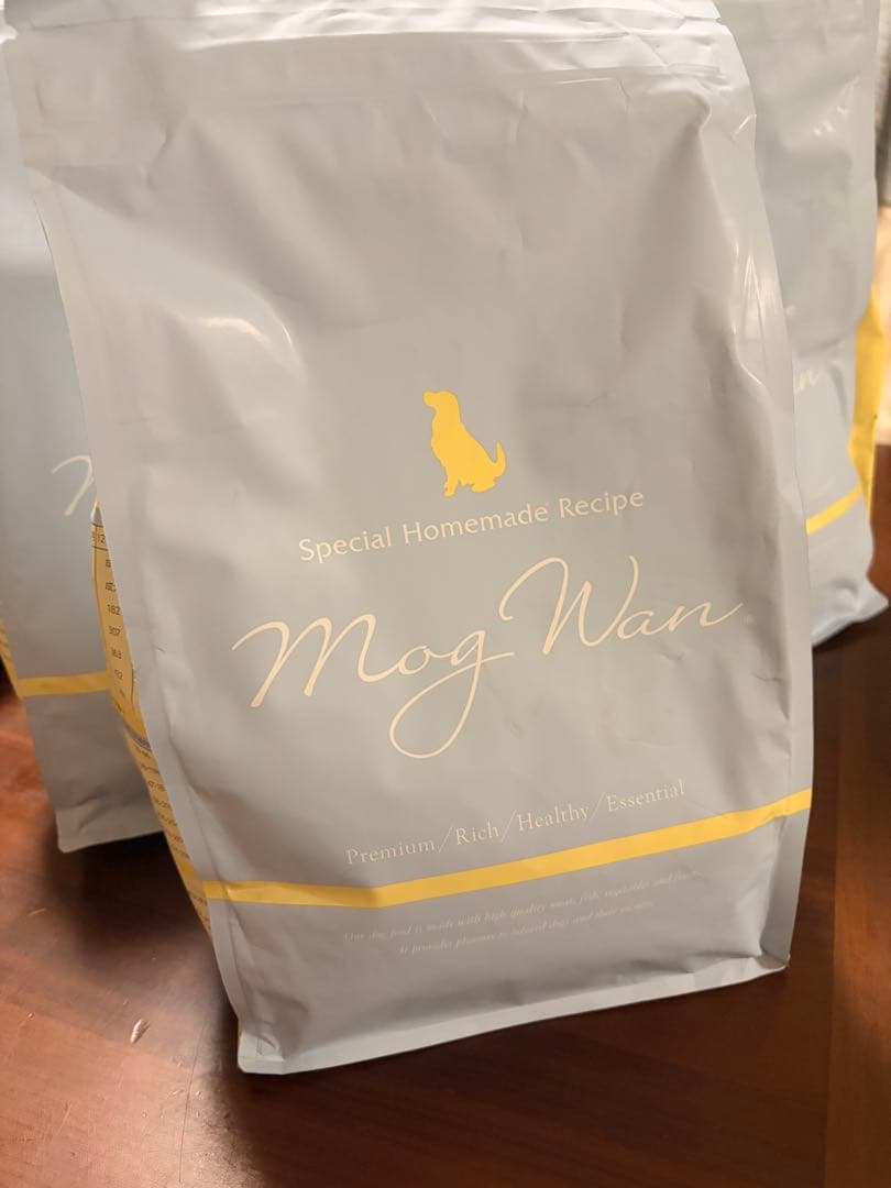 モグワンドッグフード マグロ&白身魚 1.8kg 3袋