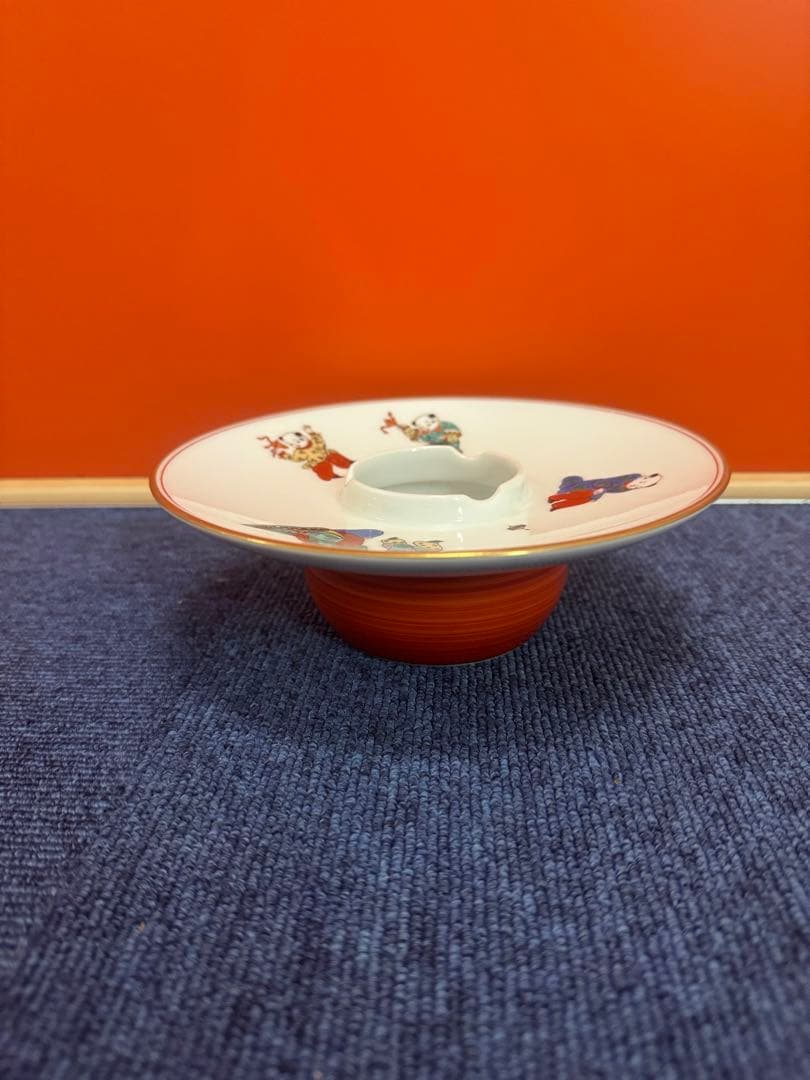 1724 香蘭社　灰皿　金彩