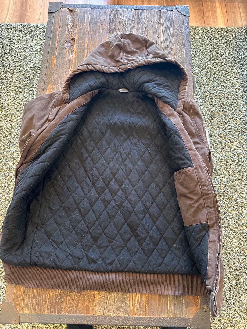 Carhartt ブラウン アクティブジャケット