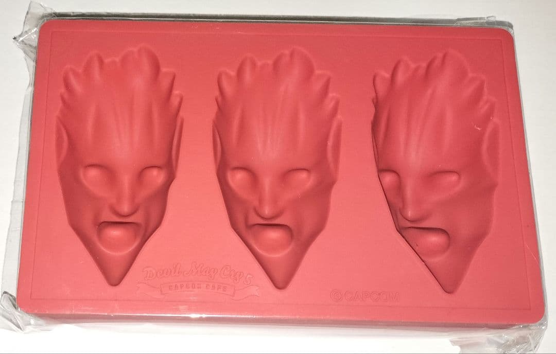 デビルメイクライ レッドオーブアイストレー カプコンカフェ 5弾