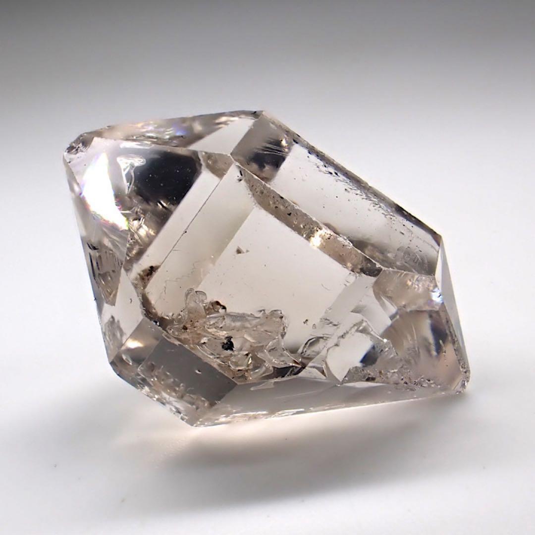 【パキスタン産】ライトスモーキーダイヤモンドクォーツ