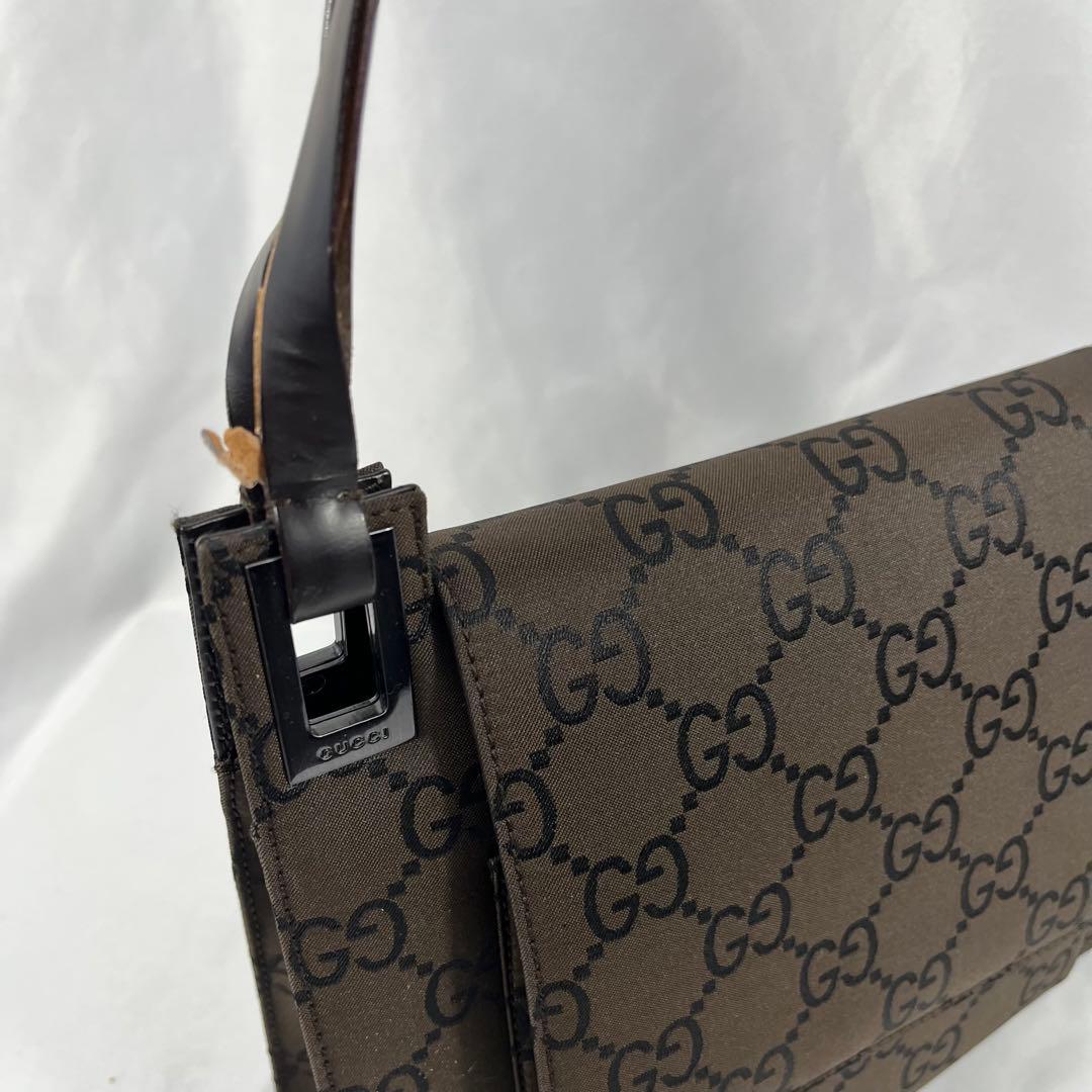 GUCCI グッチ GGパターン ショルダーバッグ