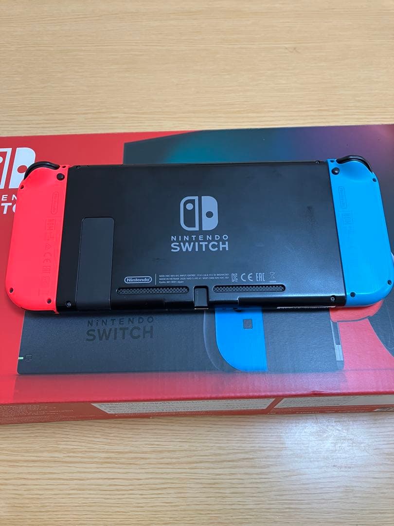 Nintendo Switch 本体 箱、付属品すべてあり（おまけつき）