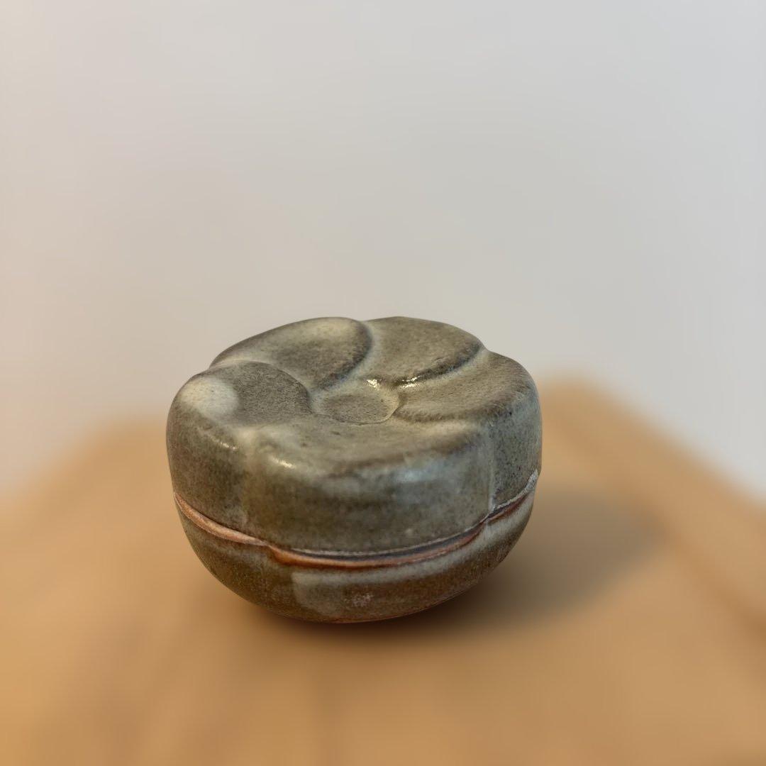 十四代亀井味楽 梅香合 高取焼