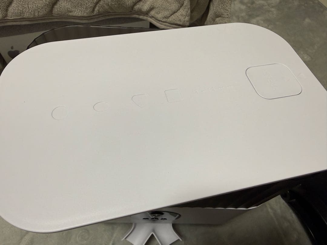 BLIXIA 自動給餌器 ステンレス製ボウル付き