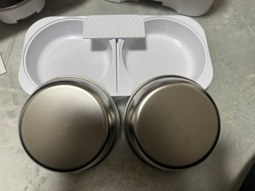 BLIXIA 自動給餌器 ステンレス製ボウル付き