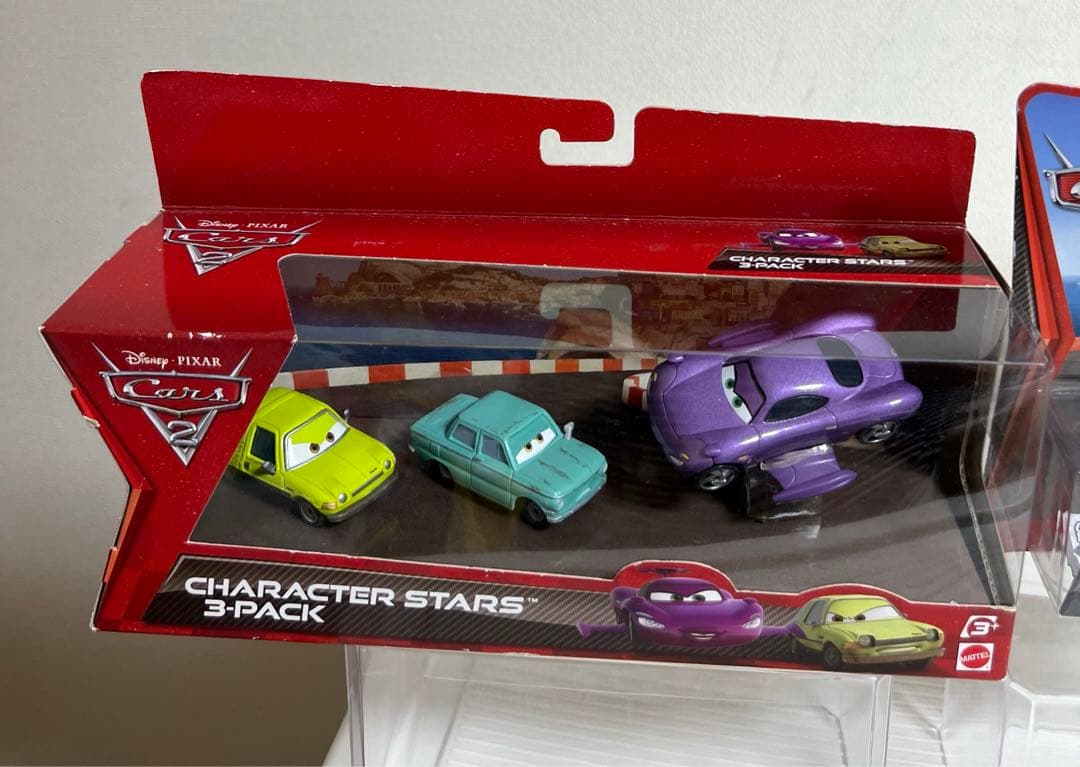 カーズ、ミニカー、マテル、エーサー、グレム、ホリー・シフトウェル、ペトロフ