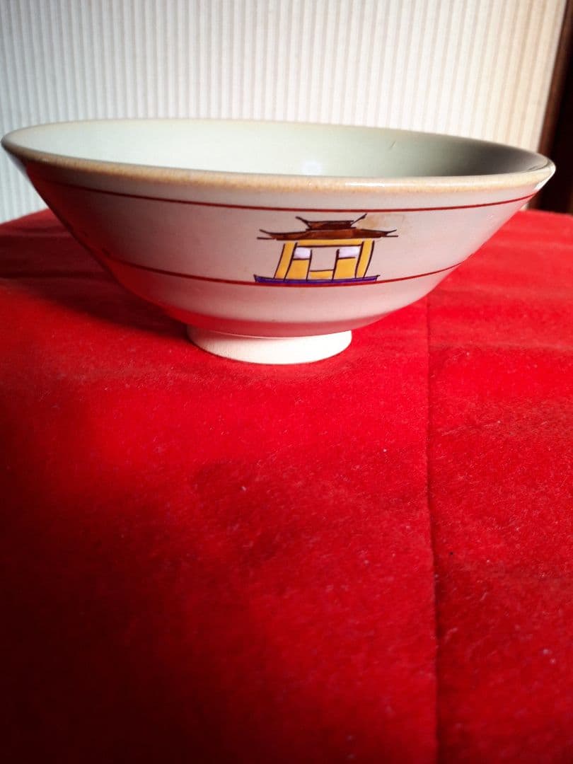 大塩昭山の奈良絵平茶碗