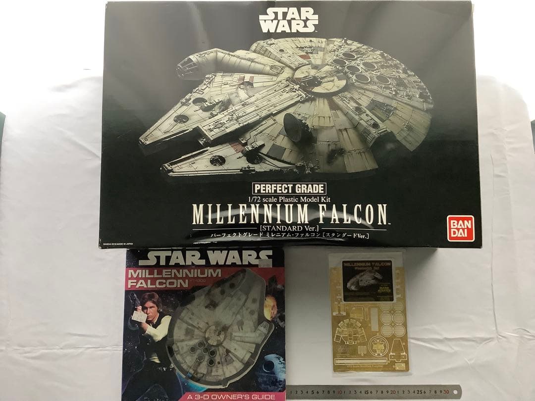 PERFECT GRADE 1/72 ミレニアム・ファルコン