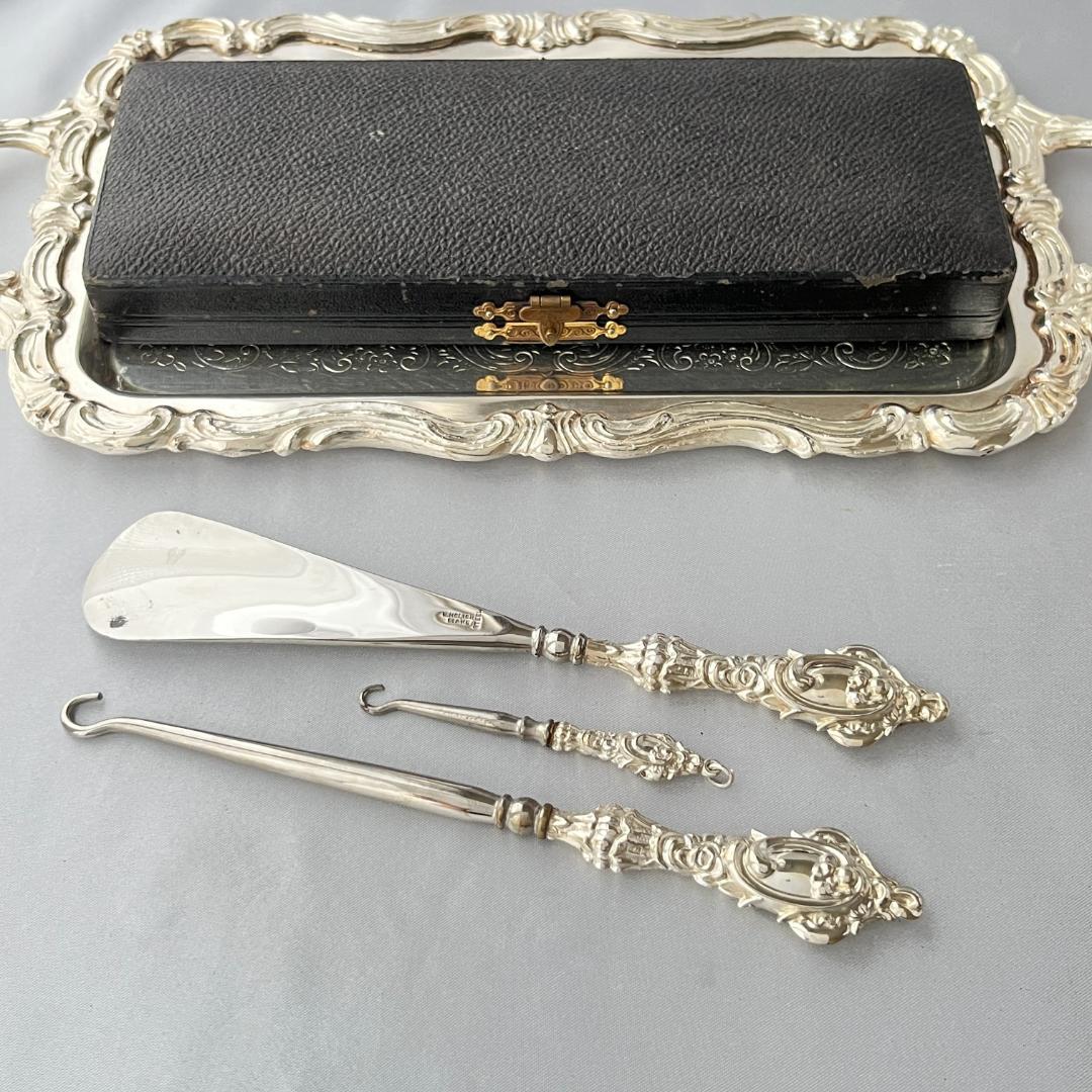 【英国】【純銀ハンドル】 靴べら / ボタンフック 1910年 専用ケース