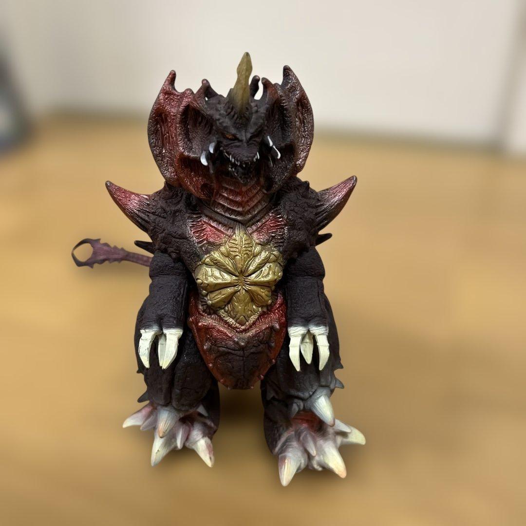怪獣ソフビ　デストロイア