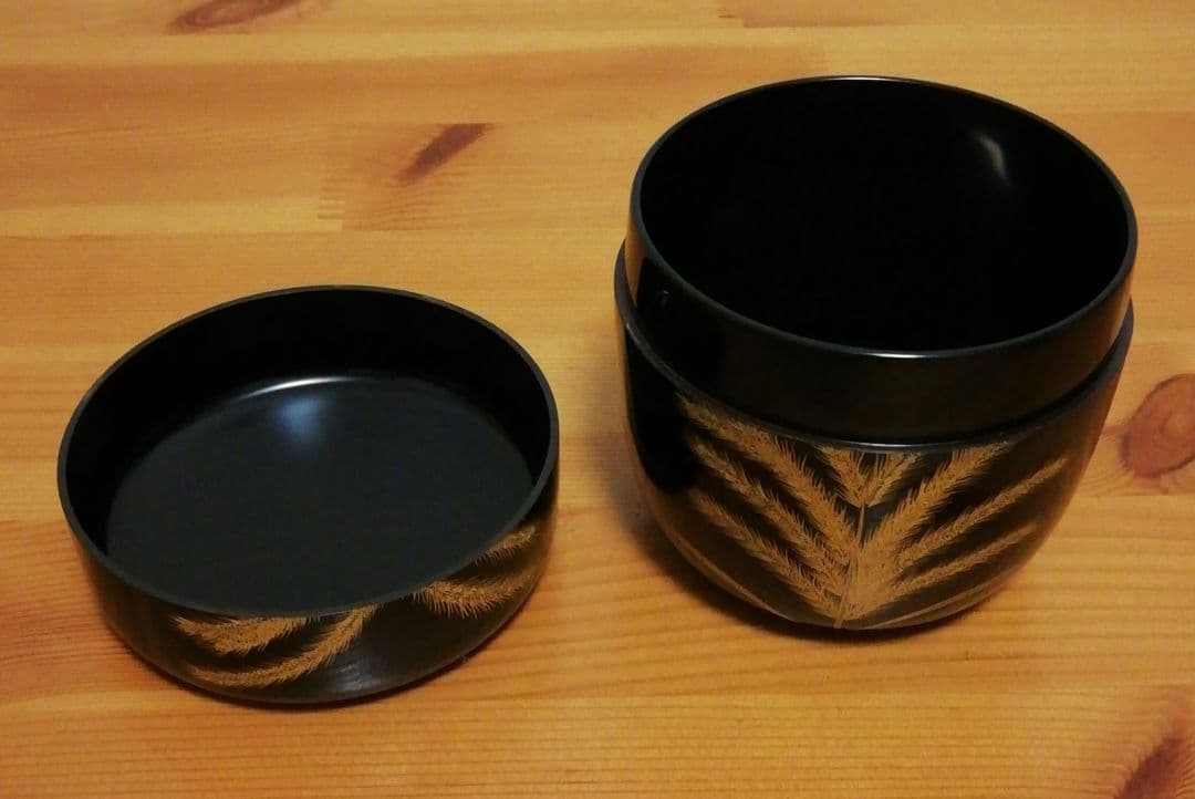 角野岩次作　沈金　秋草　棗　共箱　共布　略歴付　茶道具